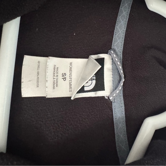 North face TKA 100 women’s 1/4 zip fleece size small TNF - Picture 3 of 4